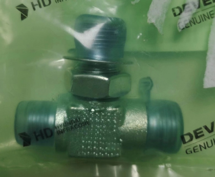 DH150W7行走马达T型接头